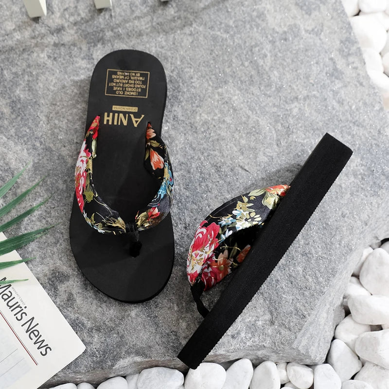 Fashion Women Flip Flops Beach Flat Slippers Casual outside Sandals Summer Ladies Shoes Leisure Slippers Slide Chaussure Femme